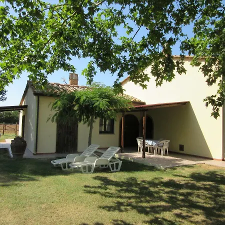 Podere Santa Maria Guest Ranch *